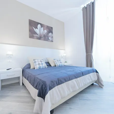 Vantaggio Apartman *