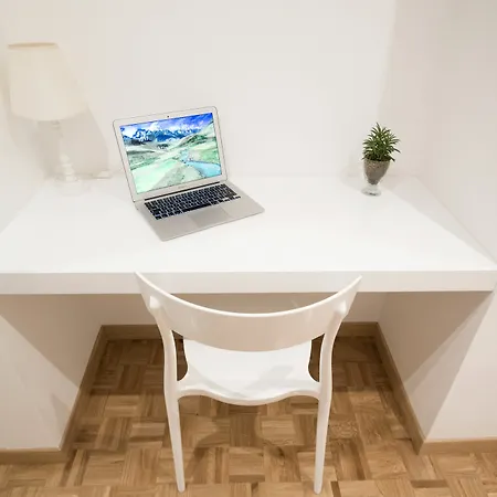 Vantaggio Apartment *