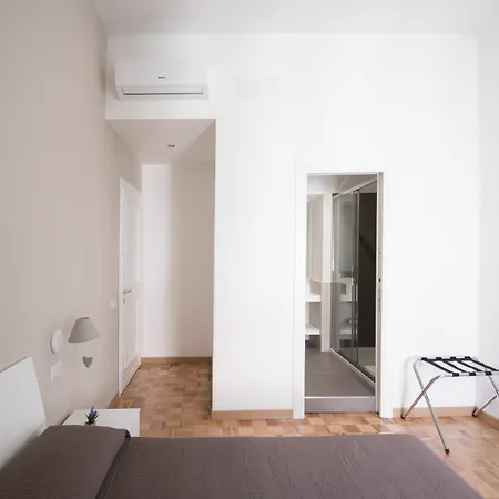 Vantaggio Apartment *